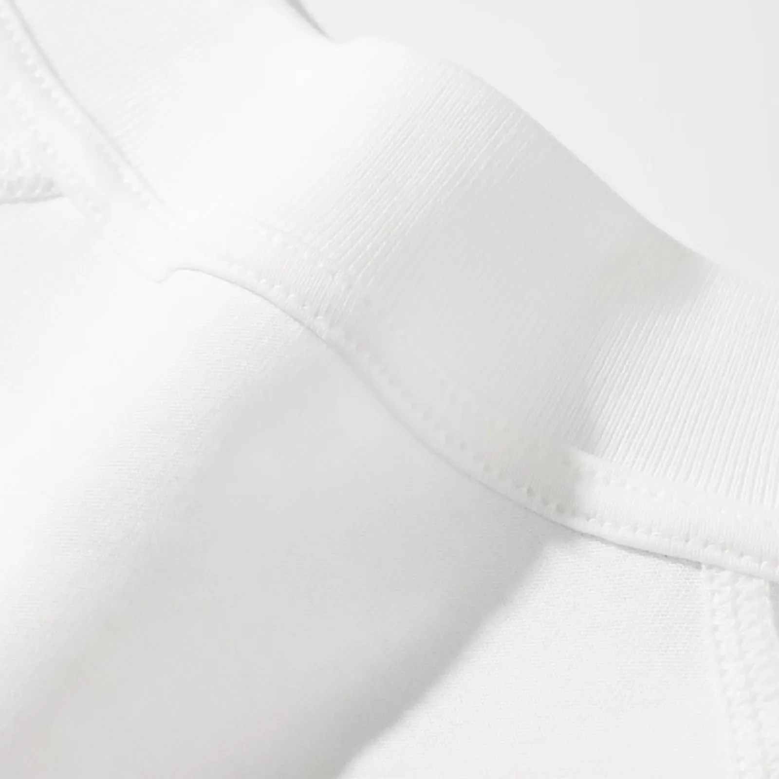 Pleasures x Daft Punk Collabor - Streetwear Brand Pleasures recensie en prijs